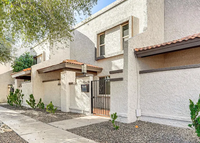 Pet-friendly Unit, 1 Mi To Old Town Scottsdale! *