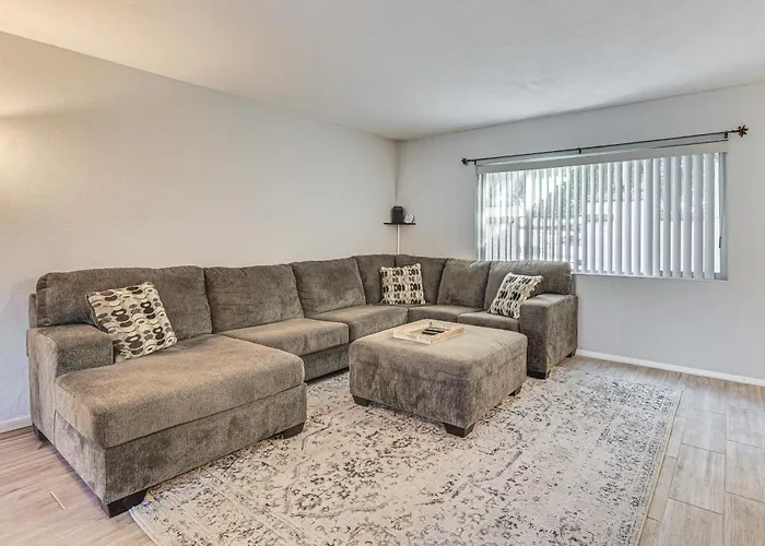Pet-friendly Unit, 1 Mi To Old Town Scottsdale!