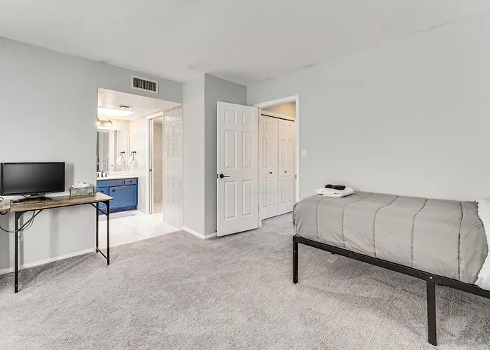 Pet-friendly Unit, 1 Mi To Old Town Scottsdale! Holiday home Scottsdale